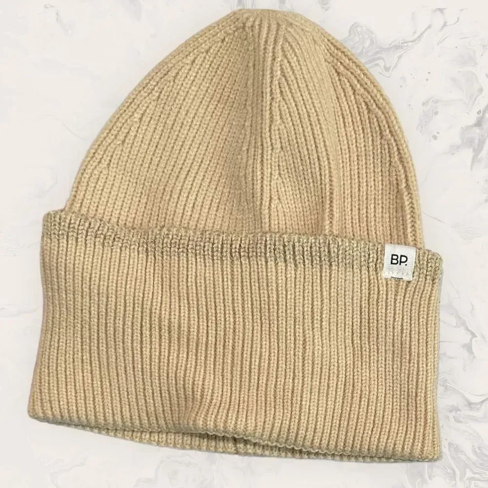 NEW Nordstrom BP. Bundle - Beanie and Mittens Set - Tan/ Grey - One Size
